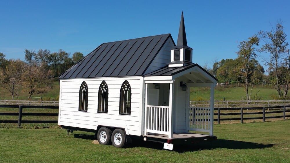 tiny-chapel-weddings